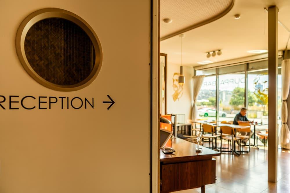 Ohtel Wellington Hotel Kültér fotó